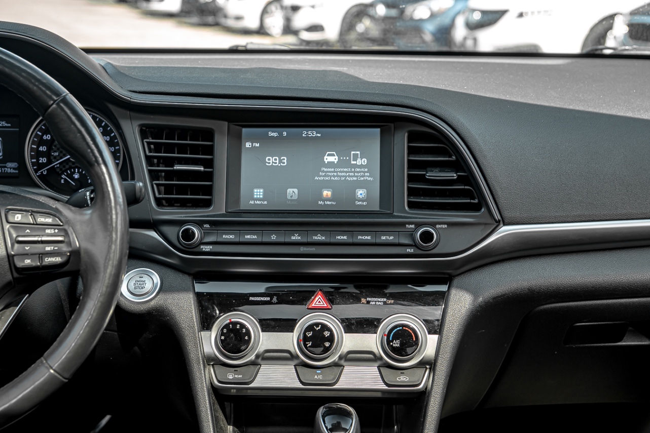 /ontarioqualitymotorsetobicoke/2019-Hyundai-Elantra-21197021863624443.jpg