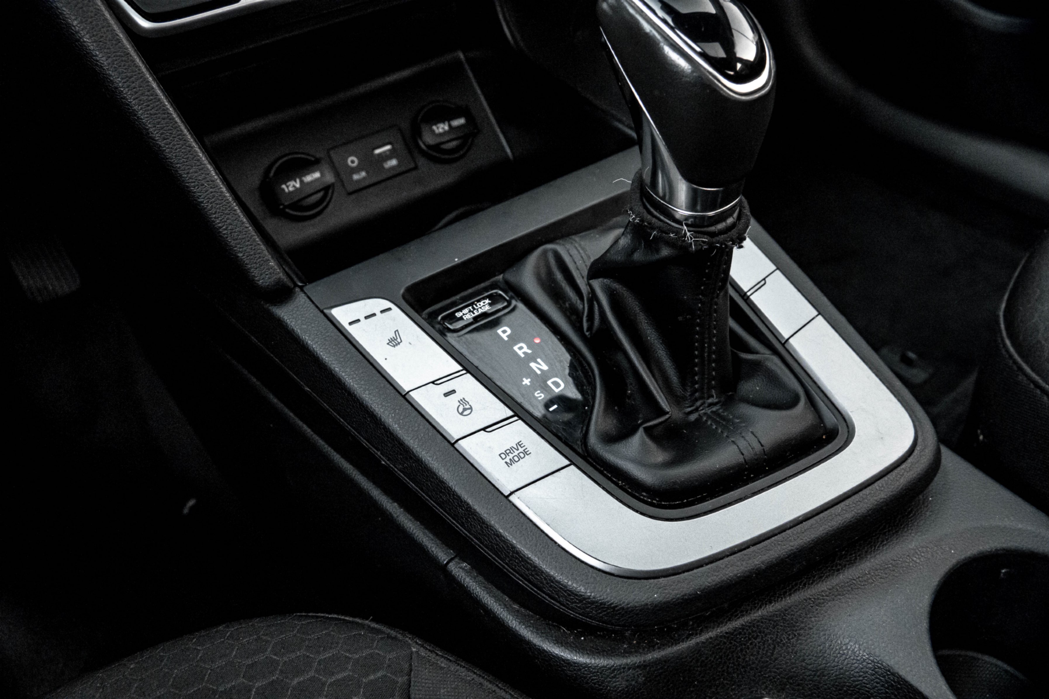 /ontarioqualitymotorsetobicoke/2019-Hyundai-Elantra-2886709399932794.jpg