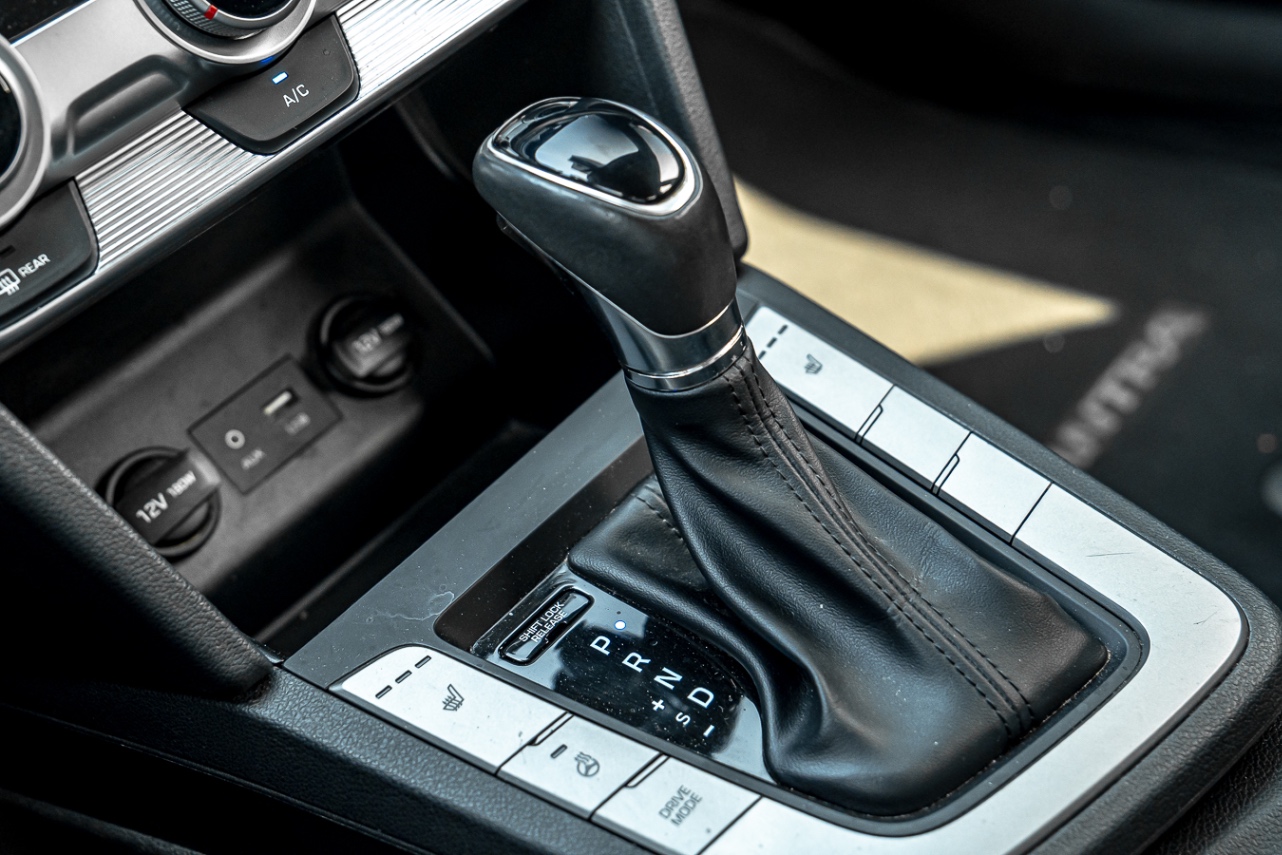 /ontarioqualitymotorsetobicoke/2019-Hyundai-Elantra-6557746973513567.jpg