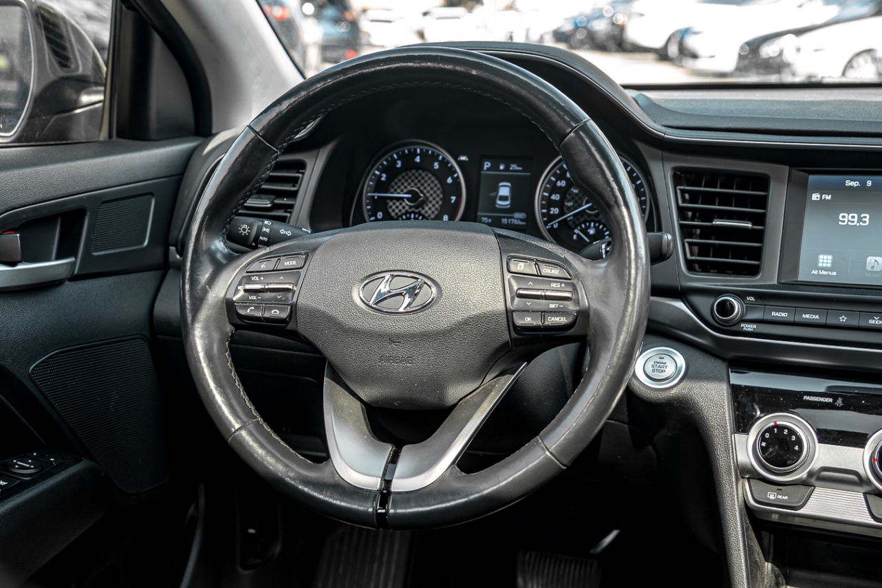 /ontarioqualitymotorsetobicoke/2019-Hyundai-Elantra-7255853588900079.jpg