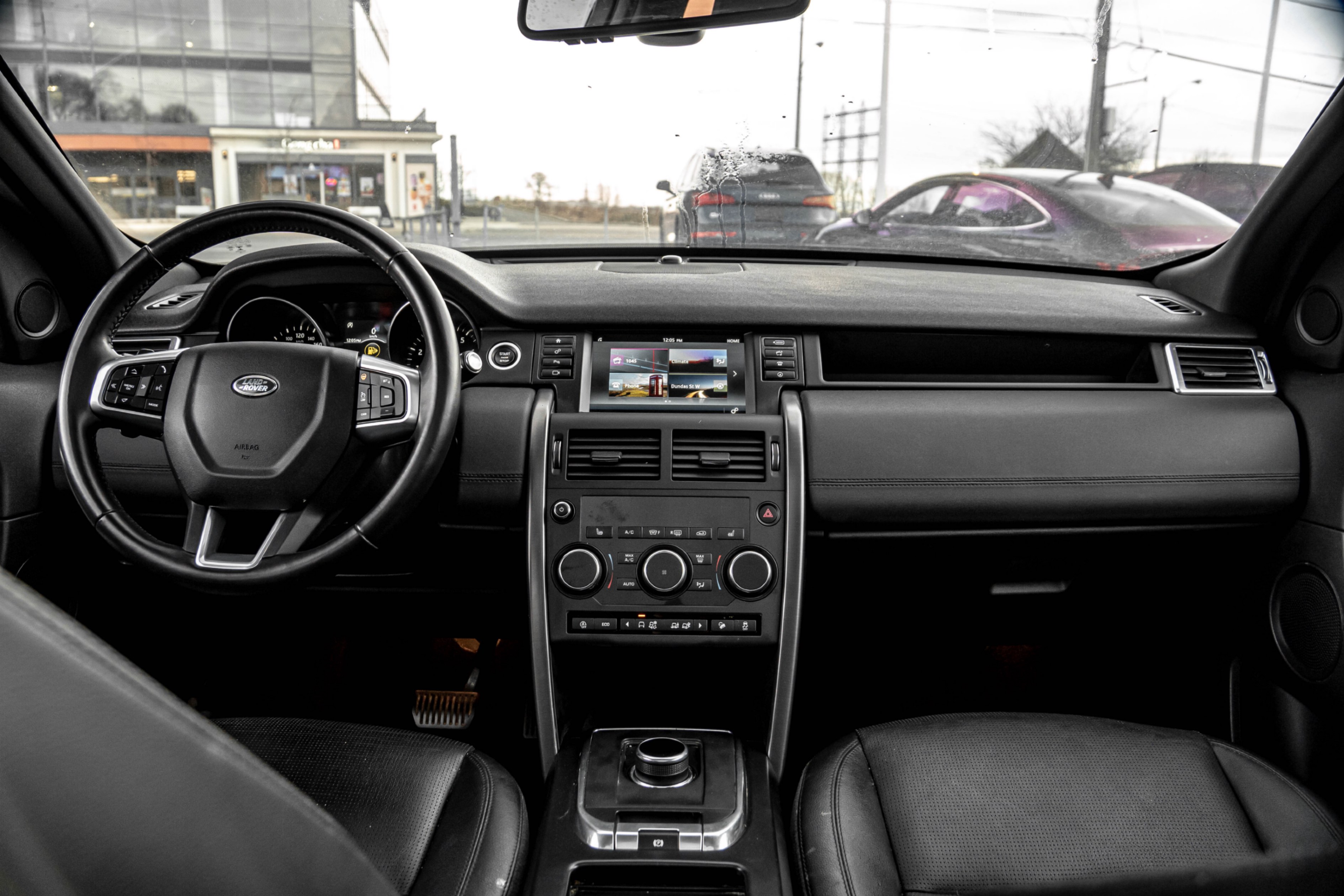 /ontarioqualitymotorsetobicoke/2019-LandRover-DiscoverySport-15358140909279383.jpg