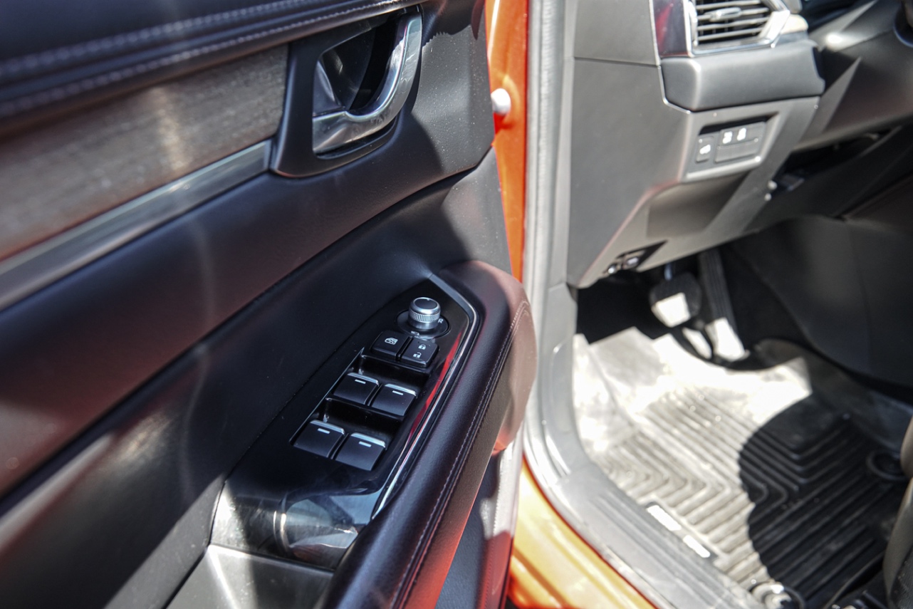 /ontarioqualitymotorsetobicoke/2019-Mazda-CX-5-4202723189823183.jpg