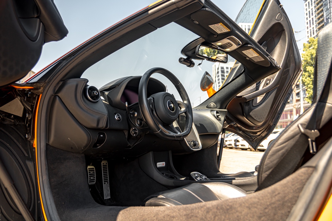 /ontarioqualitymotorsetobicoke/2019-McLaren-570S-7632016334435705.jpg