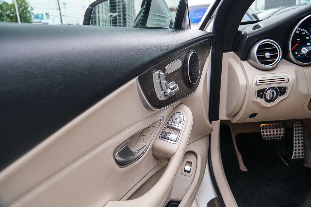 /ontarioqualitymotorsetobicoke/2019-Mercedes-Benz-C-Class-4372858496382148.jpg