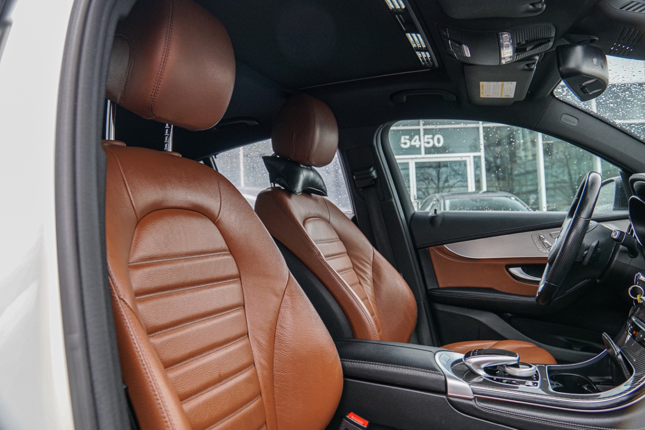 /ontarioqualitymotorsetobicoke/2019-Mercedes-Benz-GLC-Class-5349749597699367.jpg