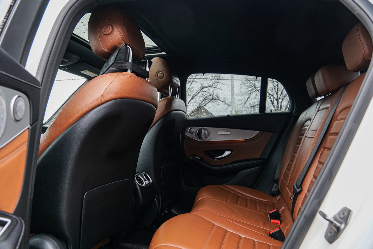 /ontarioqualitymotorsetobicoke/2019-Mercedes-Benz-GLC-Class-9435019214861946.jpg