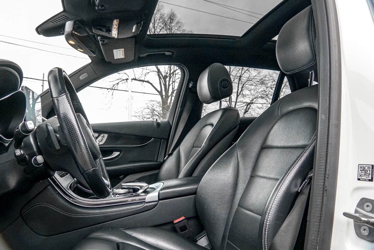 /ontarioqualitymotorsetobicoke/2019-Mercedes-Benz-GLC-class-2070618288720527.jpg