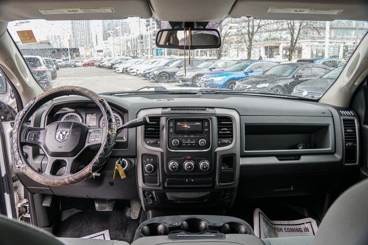 /ontarioqualitymotorsetobicoke/2019-Ram-1500Classic-8114430838798325.jpg