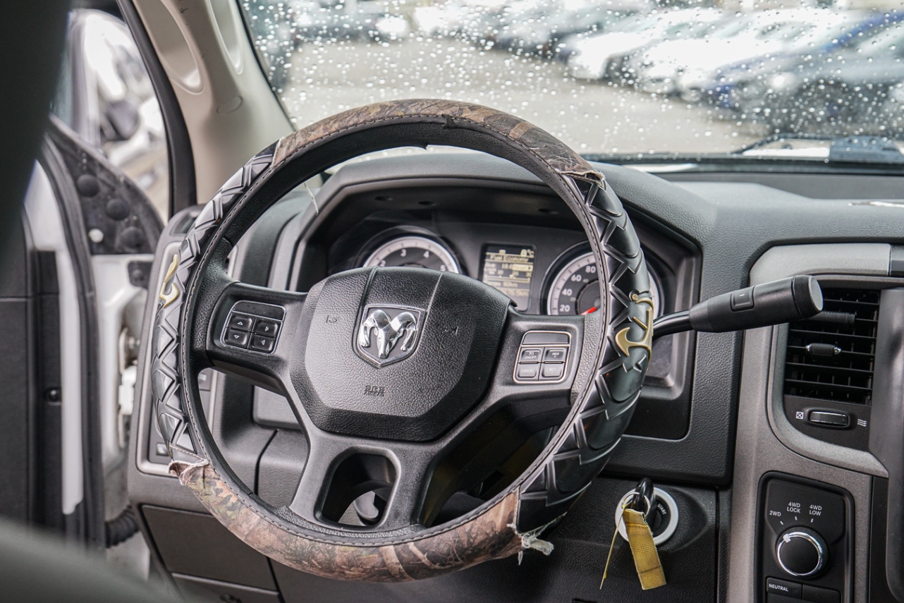 /ontarioqualitymotorsetobicoke/2019-Ram-1500Classic-9390118184167455.jpg