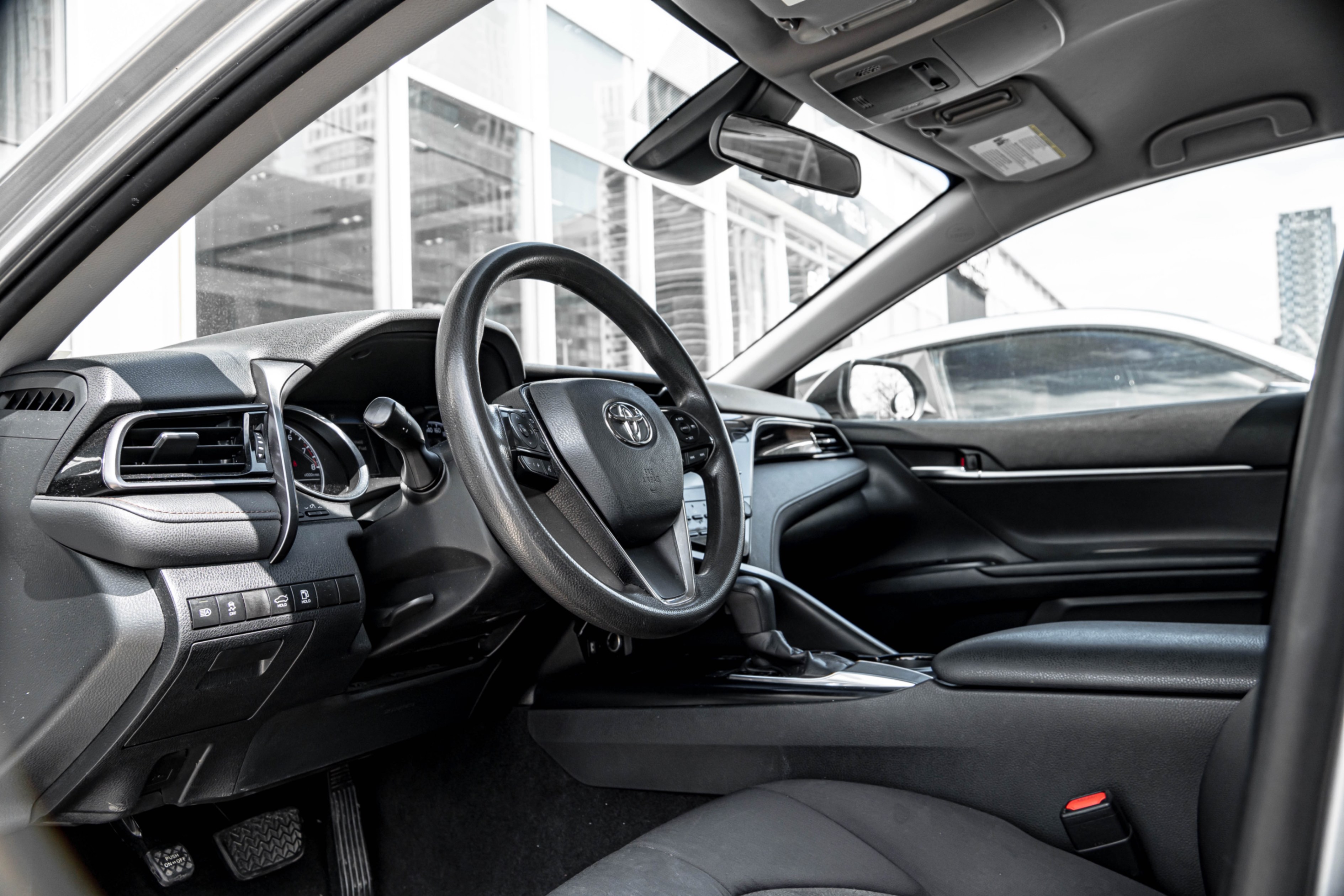 /ontarioqualitymotorsetobicoke/2019-Toyota-Camry-857589715147135.jpg
