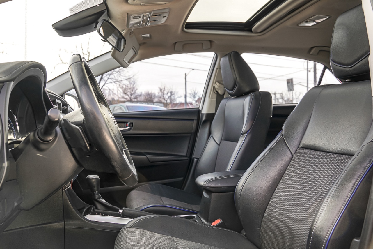 /ontarioqualitymotorsetobicoke/2019-Toyota-Corolla-07280658574470444.jpg
