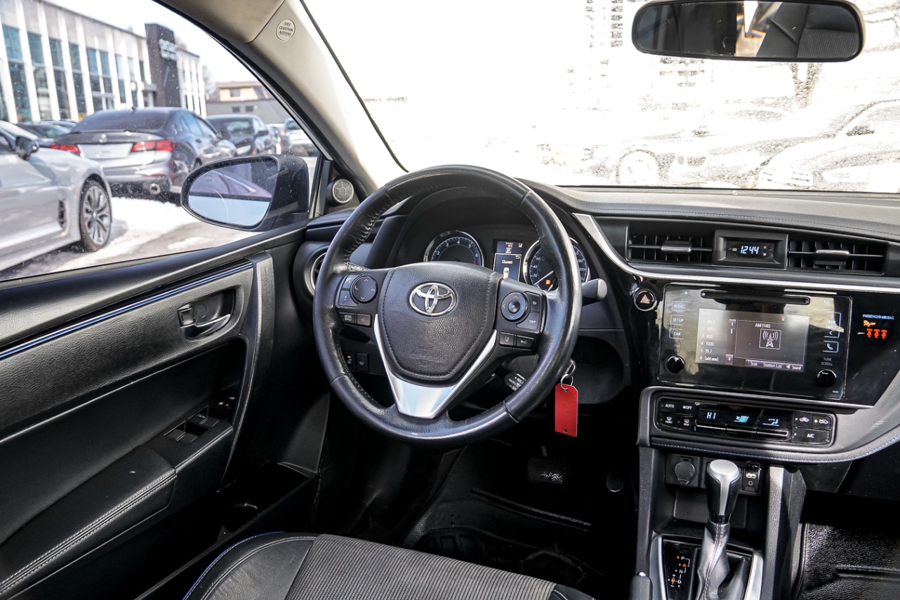 /ontarioqualitymotorsetobicoke/2019-Toyota-Corolla-24878033271094435.jpg