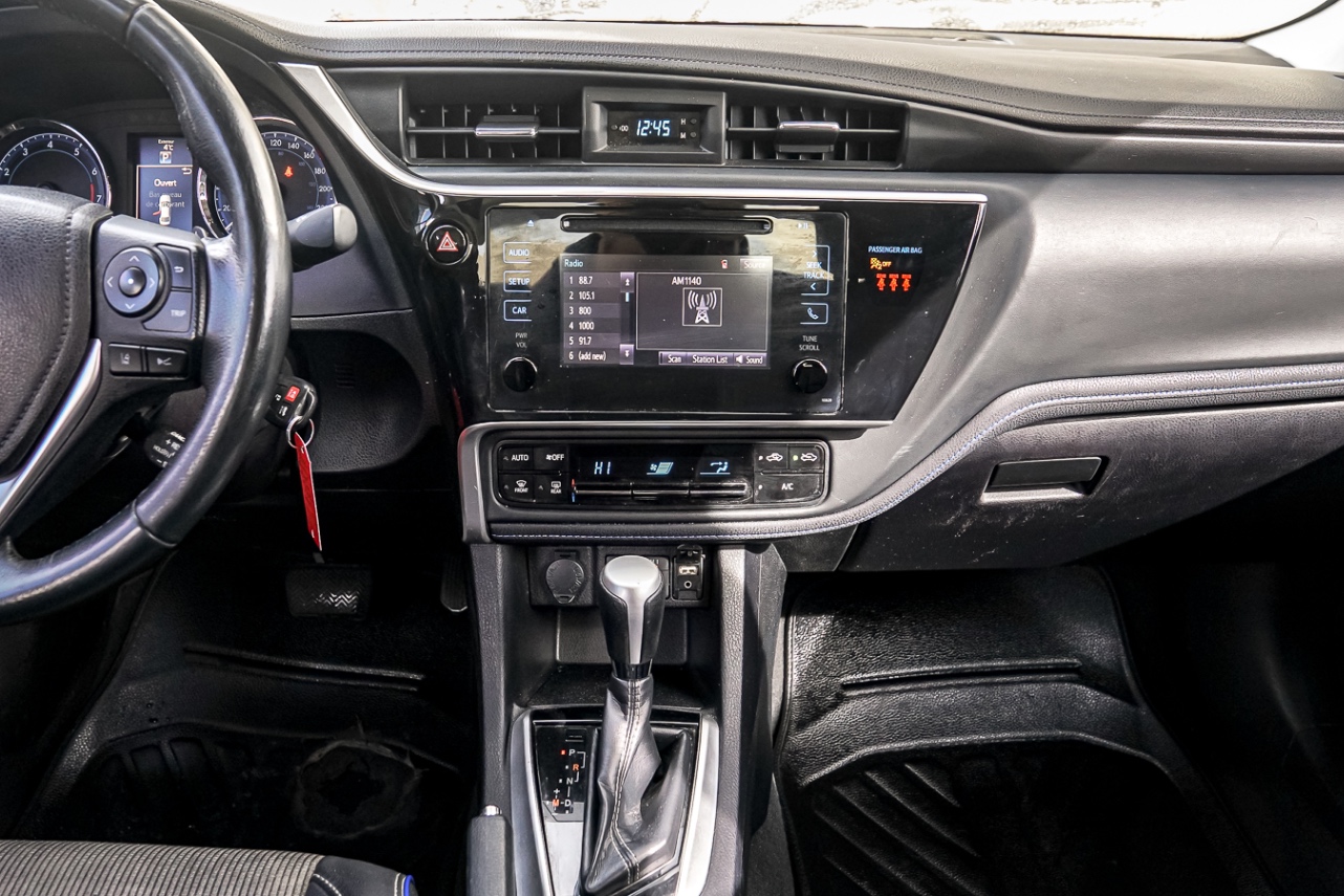 /ontarioqualitymotorsetobicoke/2019-Toyota-Corolla-49394794672910014.jpg