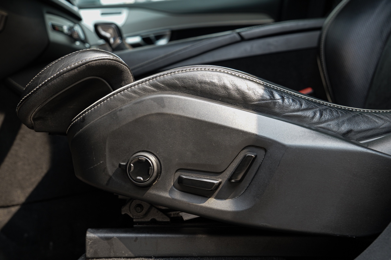 /ontarioqualitymotorsetobicoke/2019-Volvo-XC90-18662690509447244.jpg