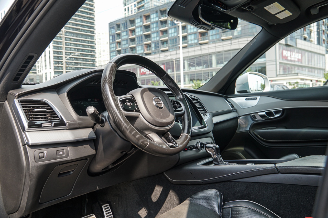 /ontarioqualitymotorsetobicoke/2019-Volvo-XC90-49475436991254407.jpg