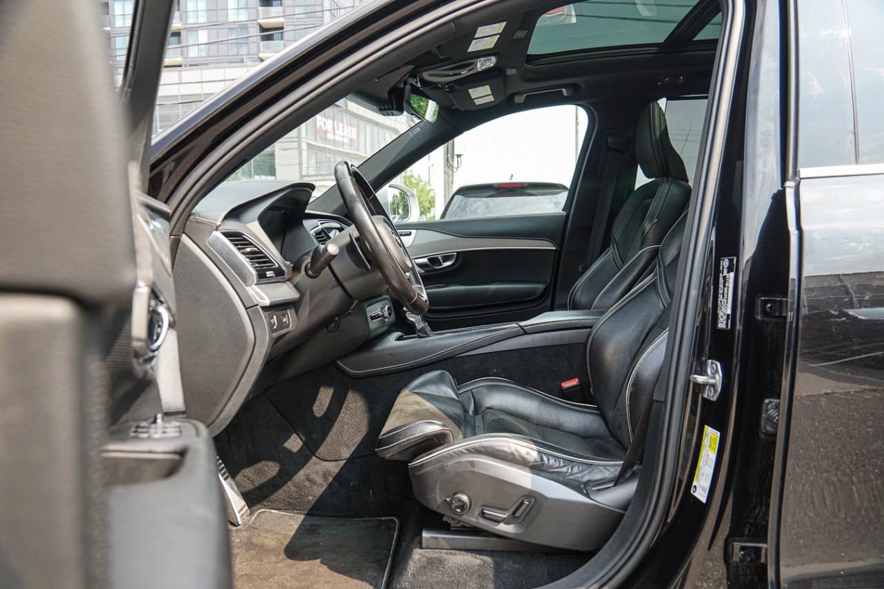 /ontarioqualitymotorsetobicoke/2019-Volvo-XC90-9182452725238608.jpg