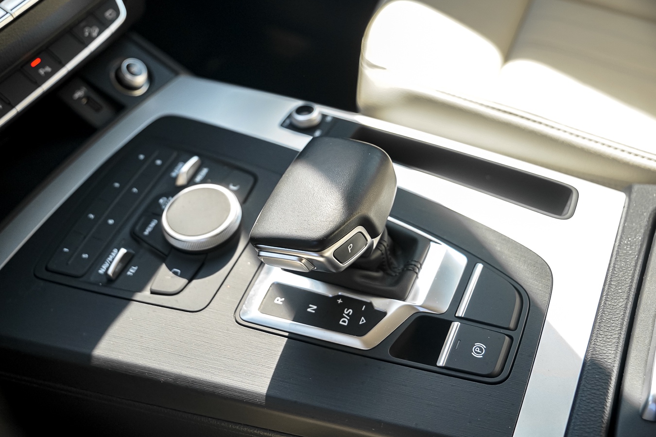 /ontarioqualitymotorsetobicoke/2020-Audi-Q5-16679364508490124.jpg