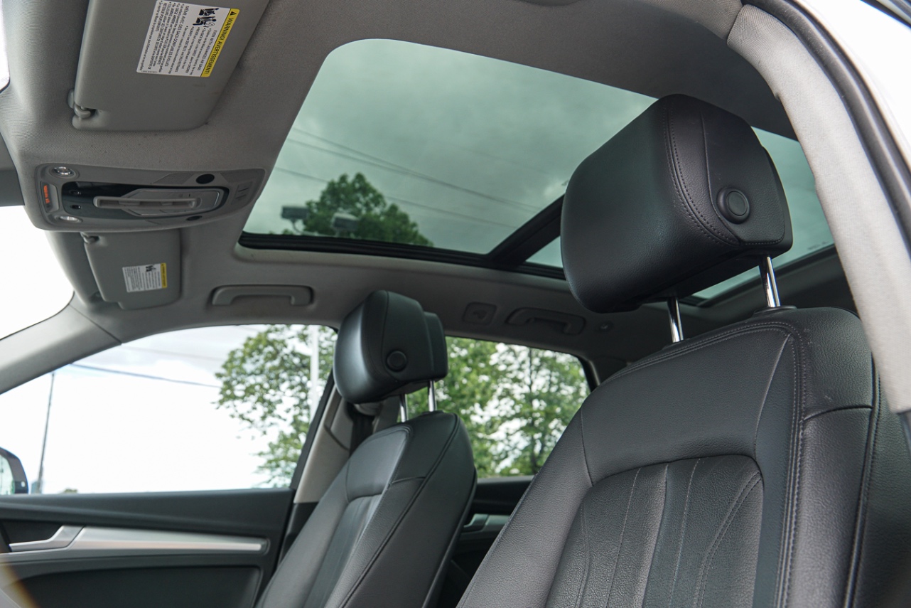 /ontarioqualitymotorsetobicoke/2020-Audi-Q5-21975136112550642.jpg