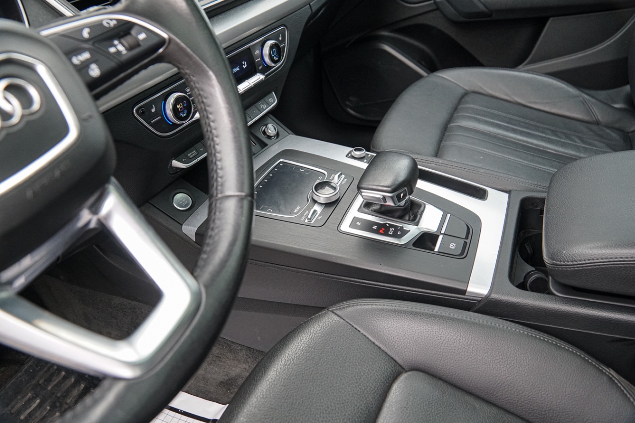 /ontarioqualitymotorsetobicoke/2020-Audi-Q5-5158002553758372.jpg