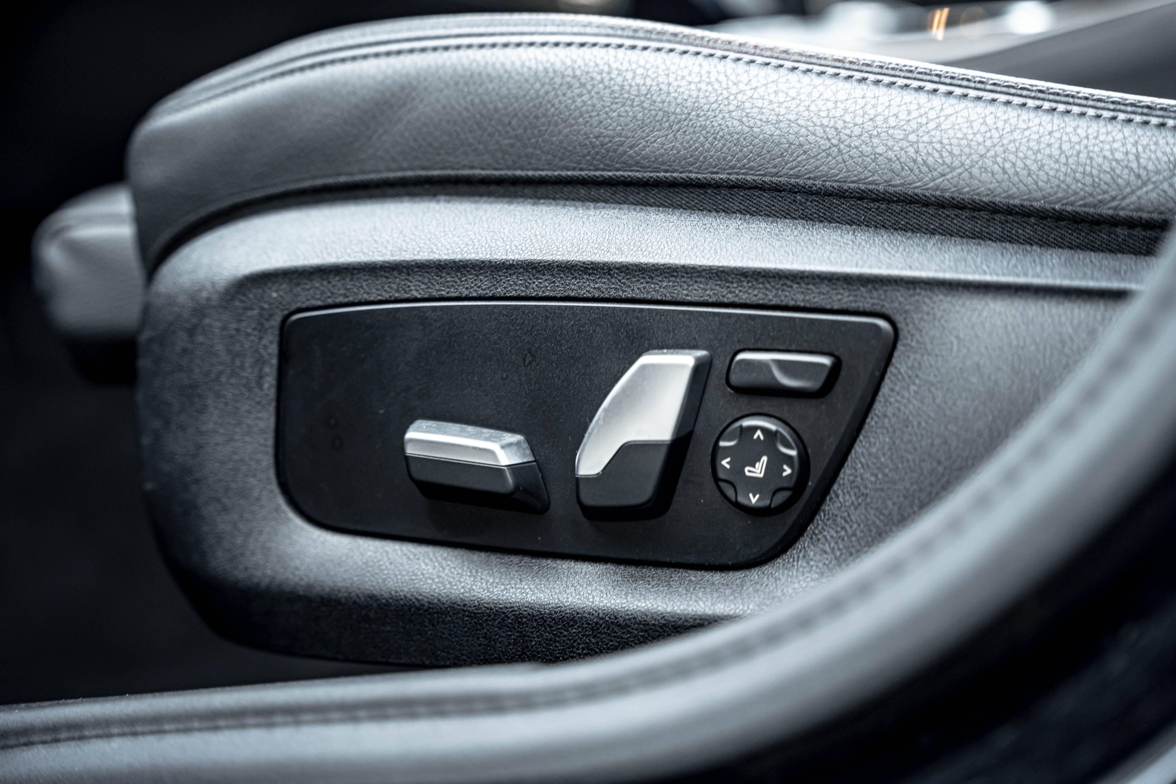 /ontarioqualitymotorsetobicoke/2020-BMW-5Series-46380582543535587.jpg
