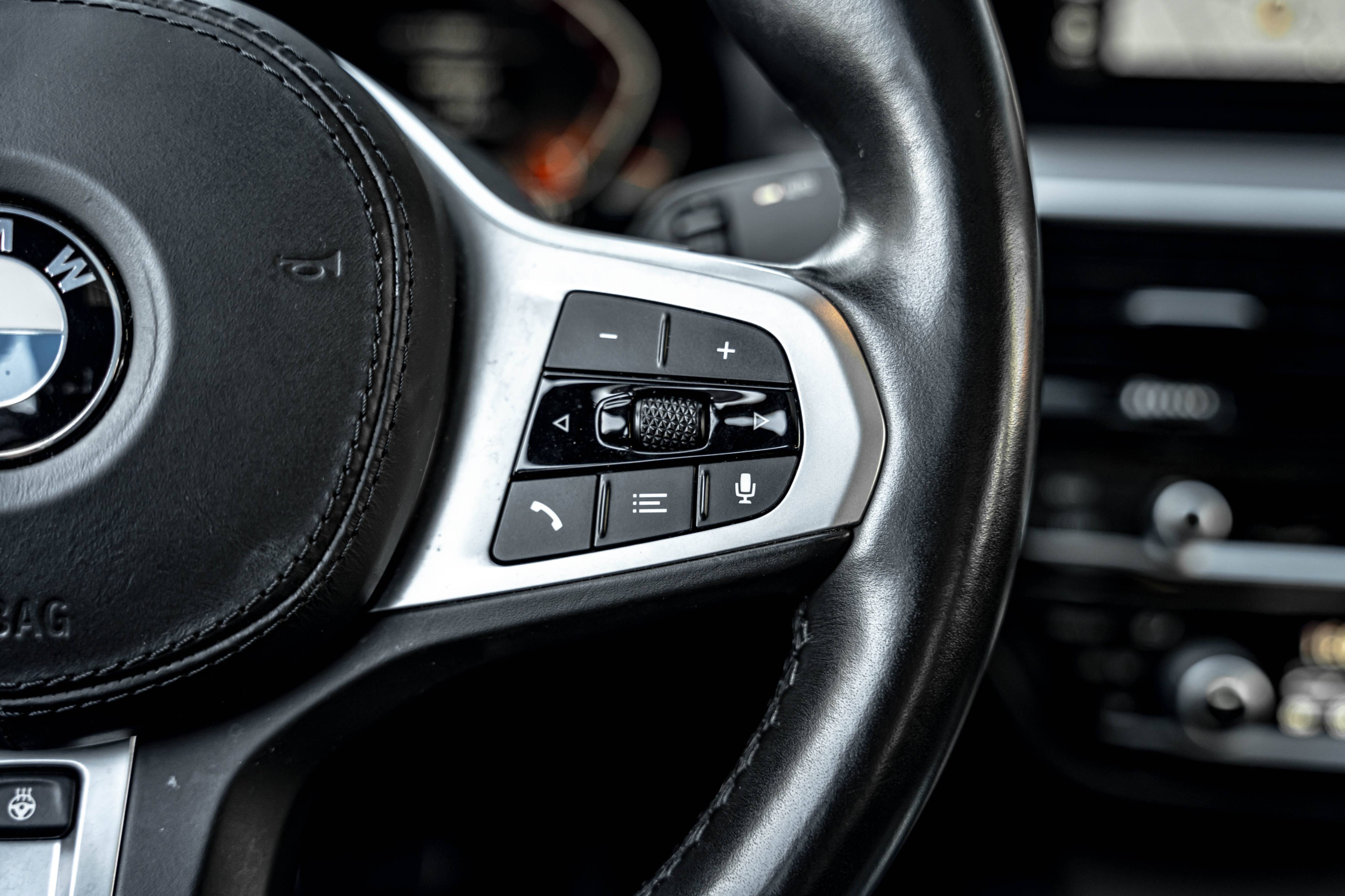 /ontarioqualitymotorsetobicoke/2020-BMW-5Series-8968021902585381.jpg
