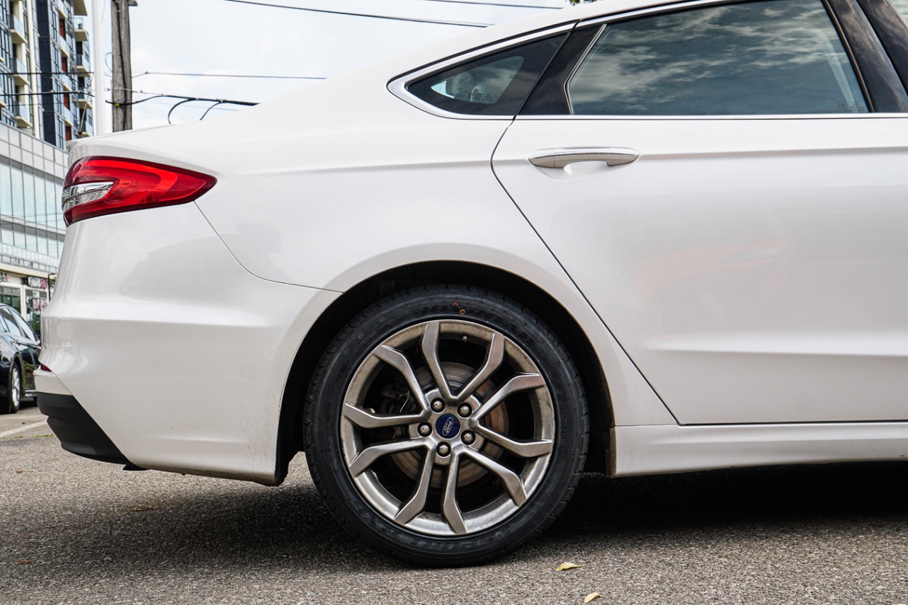 /ontarioqualitymotorsetobicoke/2020-Ford-Fusion-12027786889191483.jpg