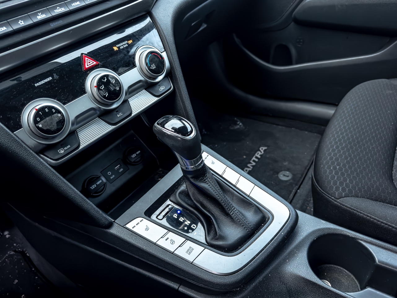 /ontarioqualitymotorsetobicoke/2020-Hyundai-Elantra-18809892560771924.jpg