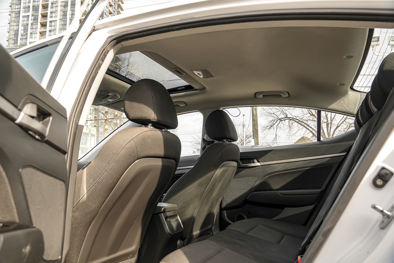 /ontarioqualitymotorsetobicoke/2020-Hyundai-Elantra-30727610665309646.jpg