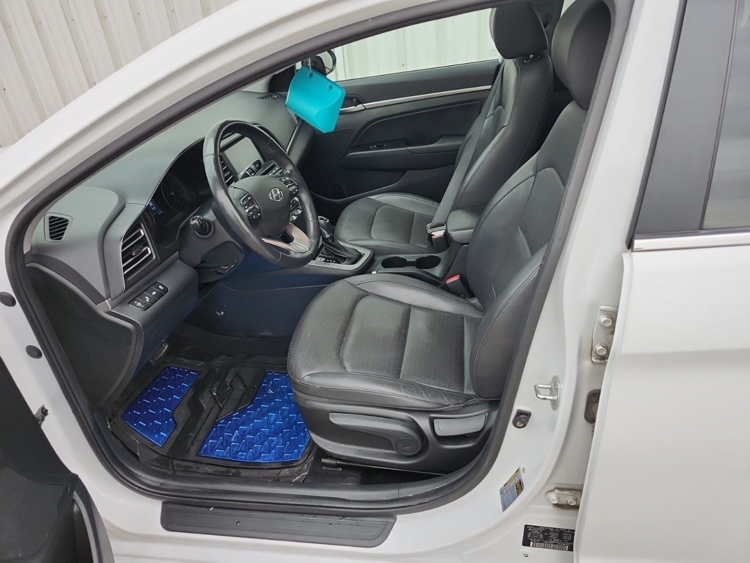 /ontarioqualitymotorsetobicoke/2020-Hyundai-Elantra-9559767370337098.jpg