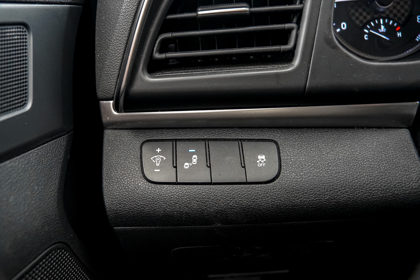 /ontarioqualitymotorsetobicoke/2020-Hyundai-Elantra-969899450696369.jpg