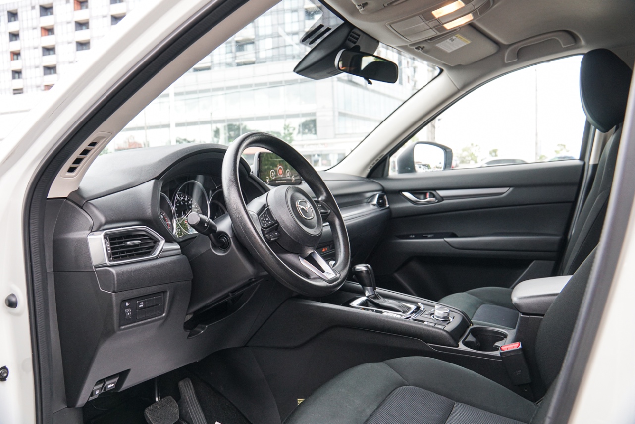 /ontarioqualitymotorsetobicoke/2020-Mazda-CX-5-305028890965664.jpg