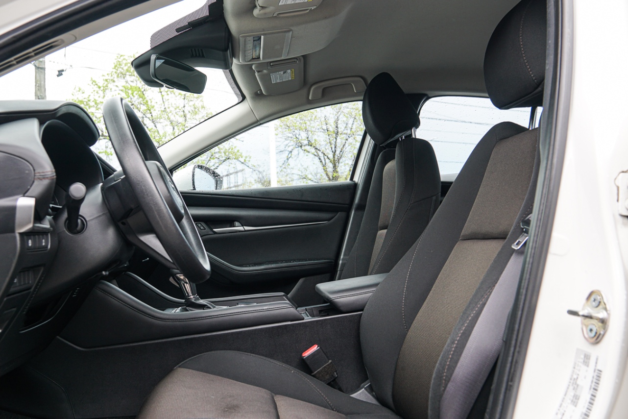 /ontarioqualitymotorsetobicoke/2020-Mazda-Mazda3-07502238421454188.jpg