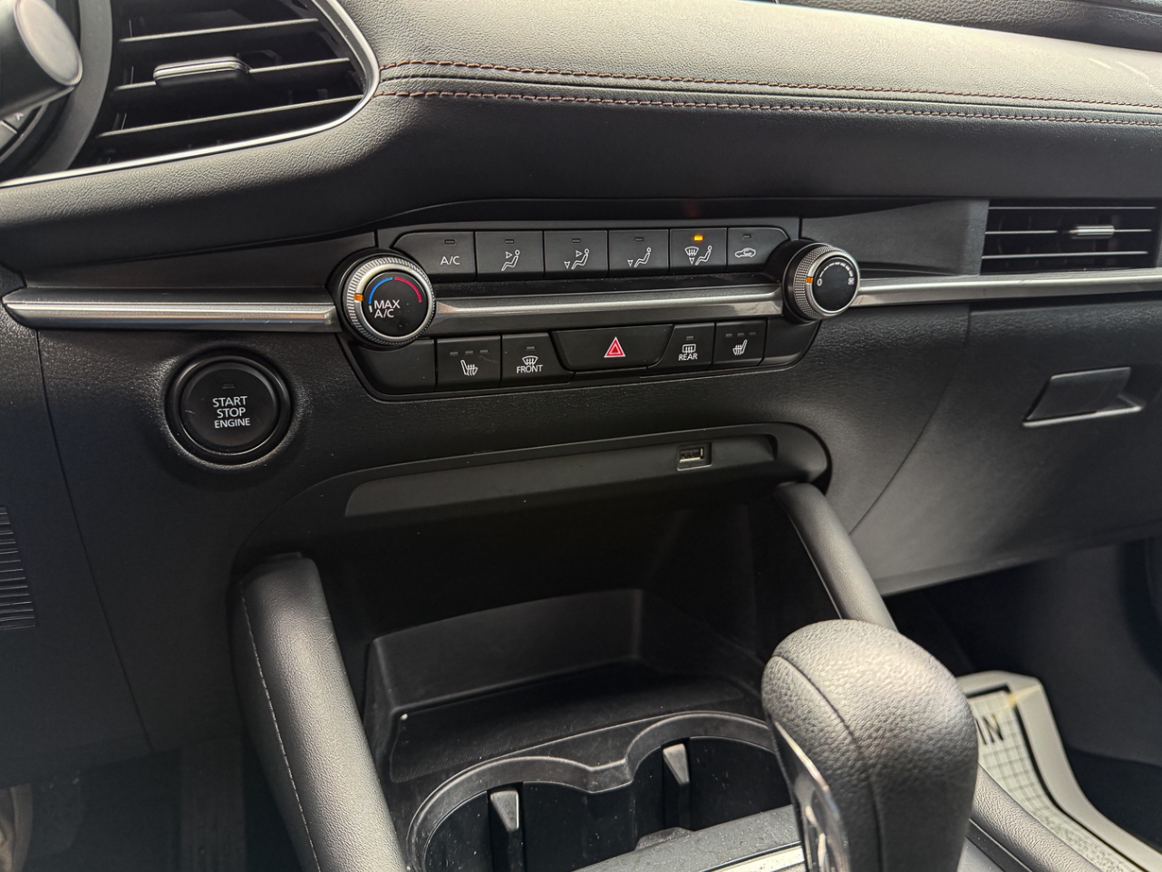 /ontarioqualitymotorsetobicoke/2020-Mazda-Mazda3-22832826677204743.jpg