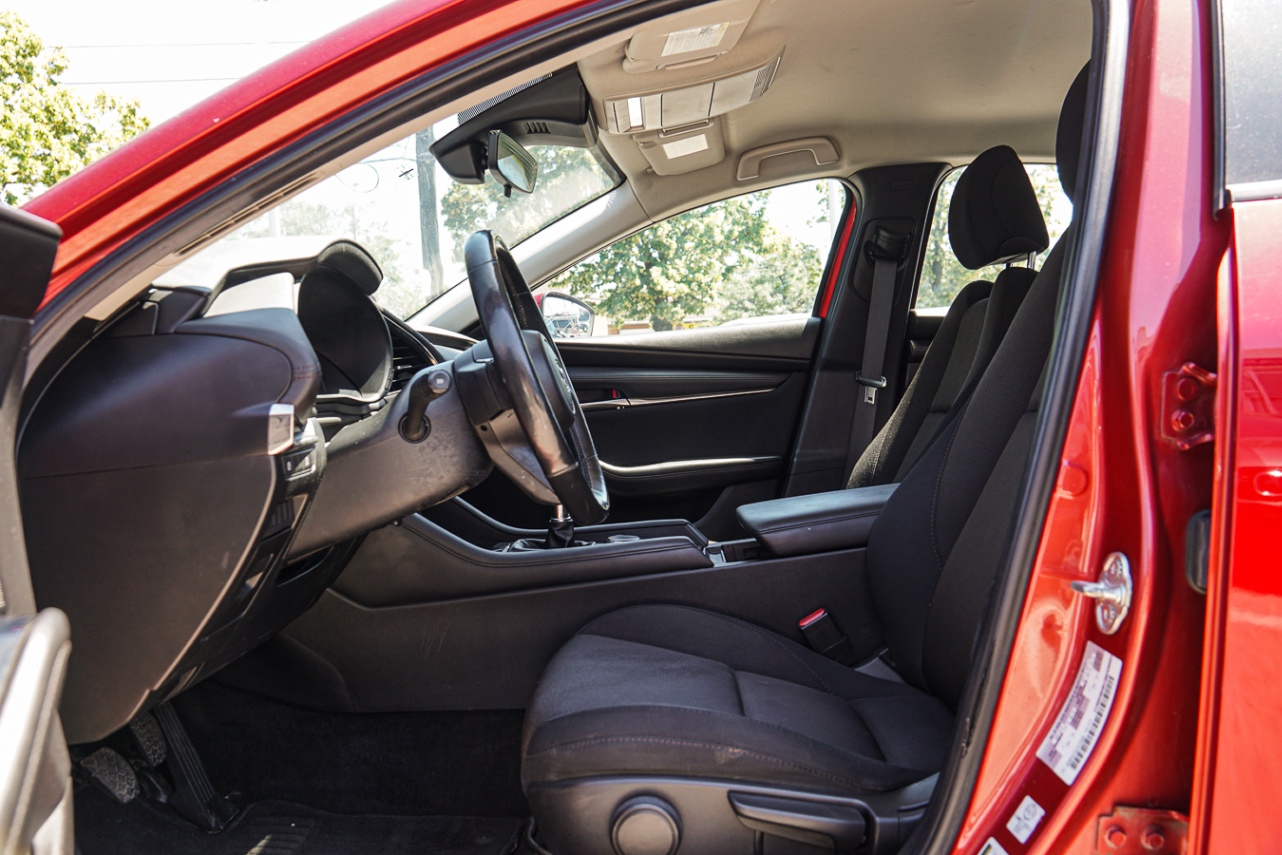 /ontarioqualitymotorsetobicoke/2020-Mazda-Mazda3-387988266193128.jpg