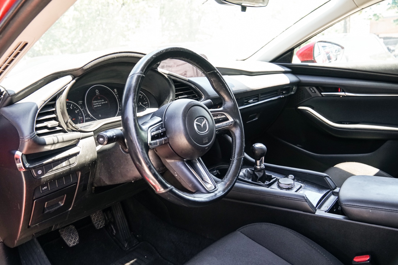 /ontarioqualitymotorsetobicoke/2020-Mazda-Mazda3-7749444797307996.jpg