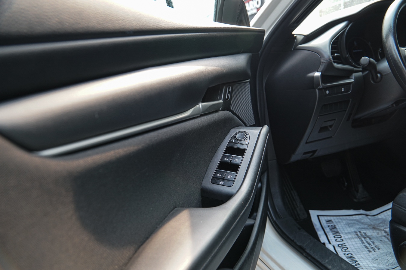 /ontarioqualitymotorsetobicoke/2020-Mazda-Mazda3Sport-17994081579554.jpg