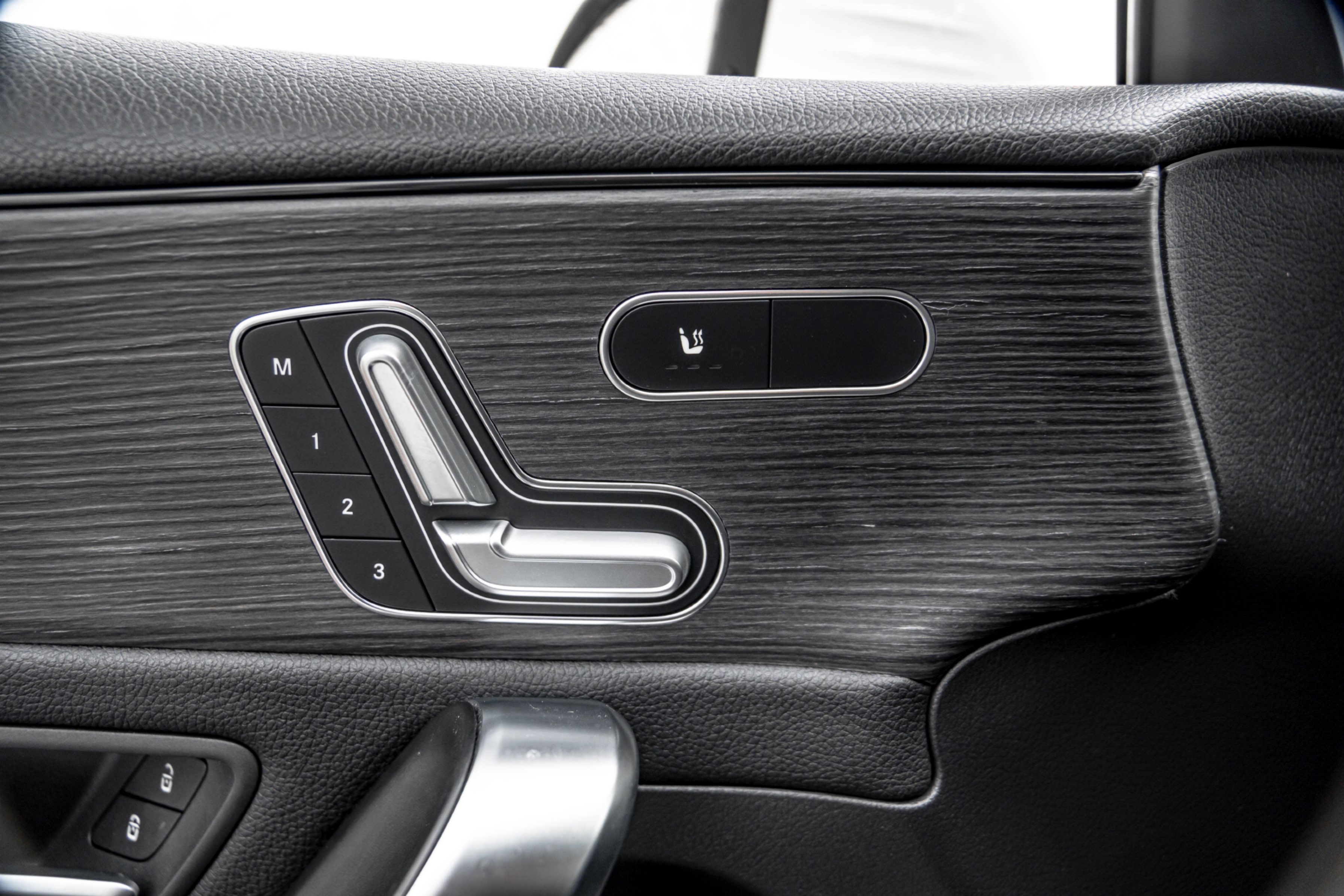 /ontarioqualitymotorsetobicoke/2020-Mercedes-Benz-A-Class-8588436456389865.jpg