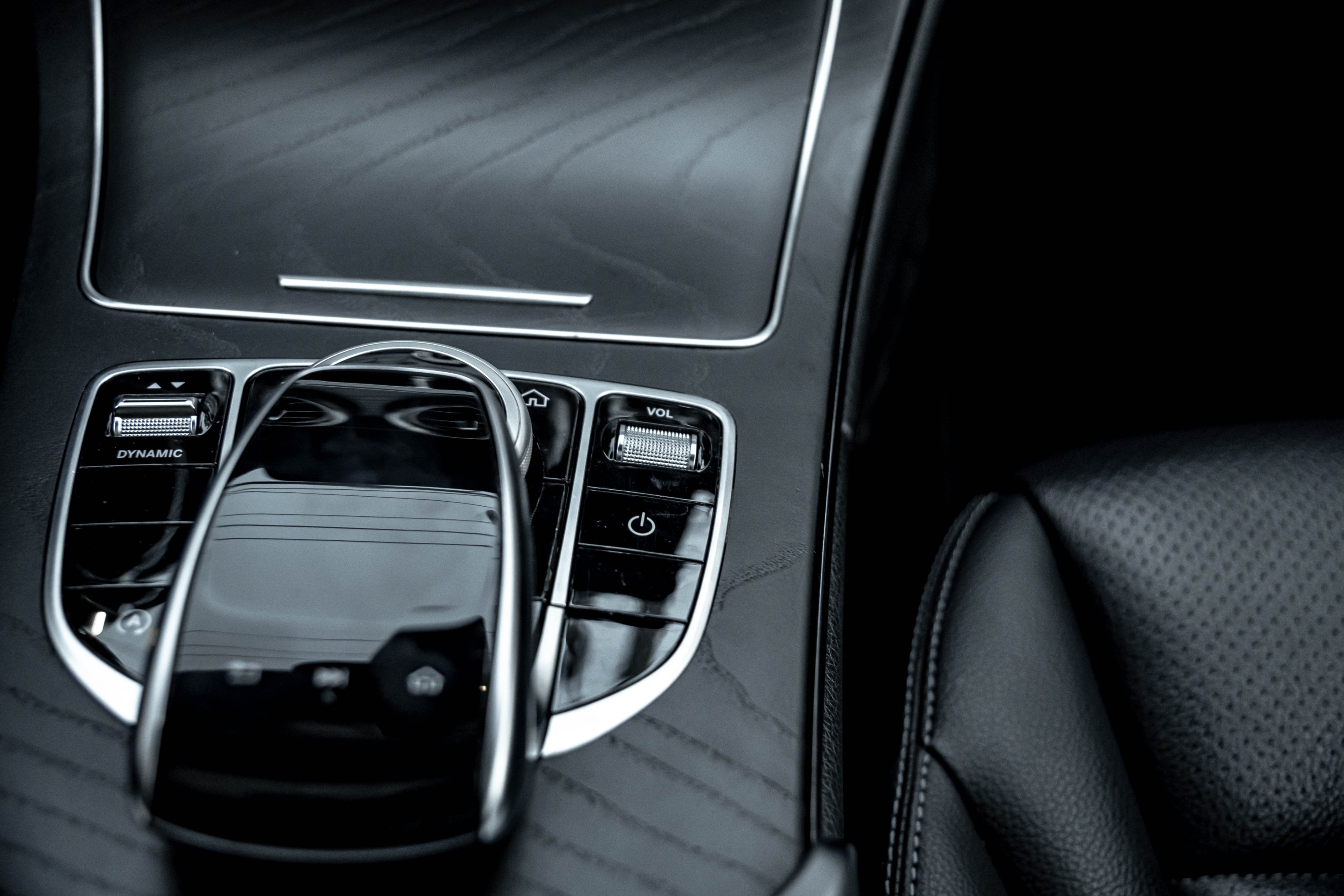 /ontarioqualitymotorsetobicoke/2020-Mercedes-Benz-C-Class-41197613743836525.jpg