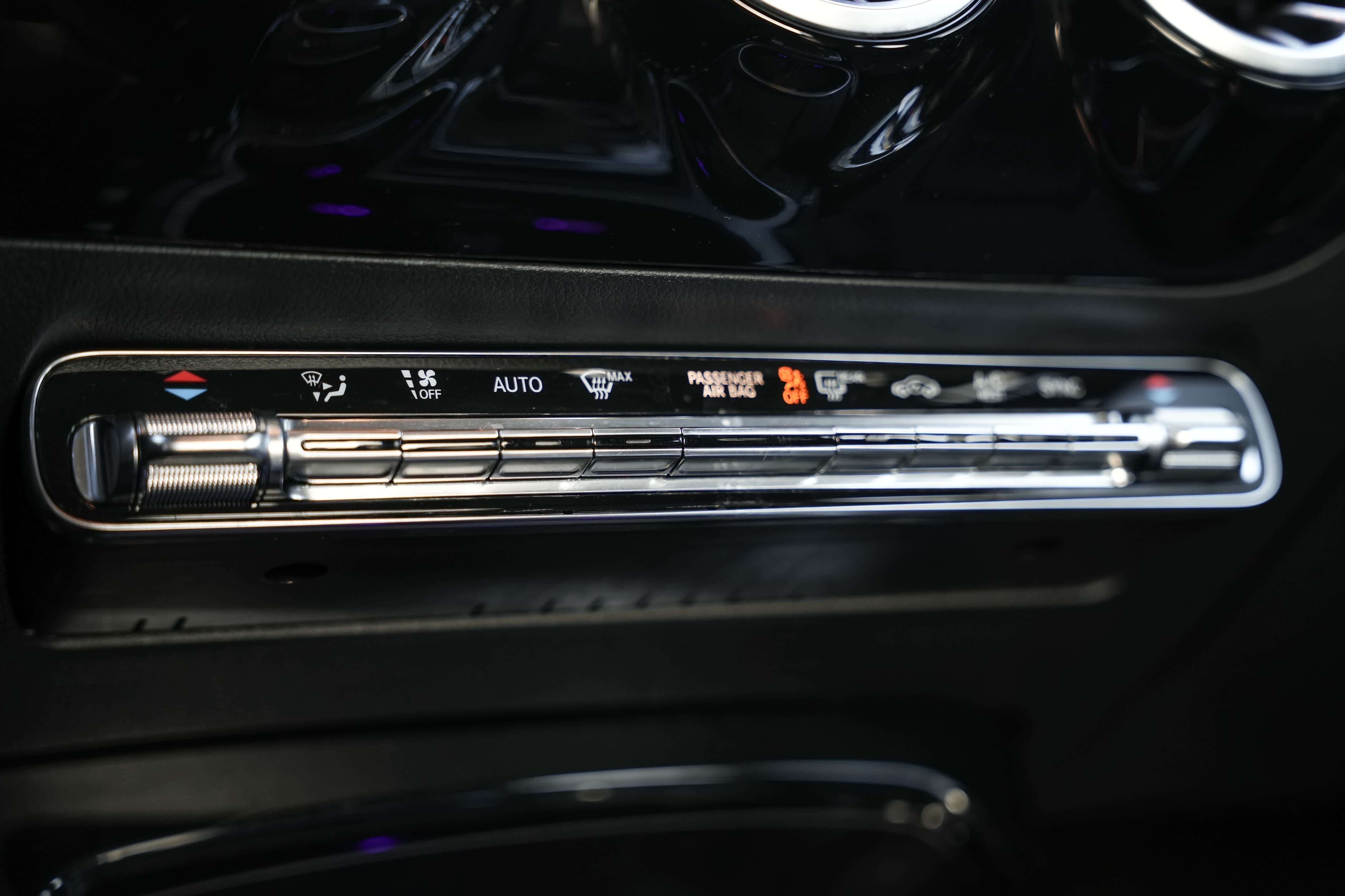 /ontarioqualitymotorsetobicoke/2020-Mercedes-Benz-CLA-Class-5070775036557342.jpg