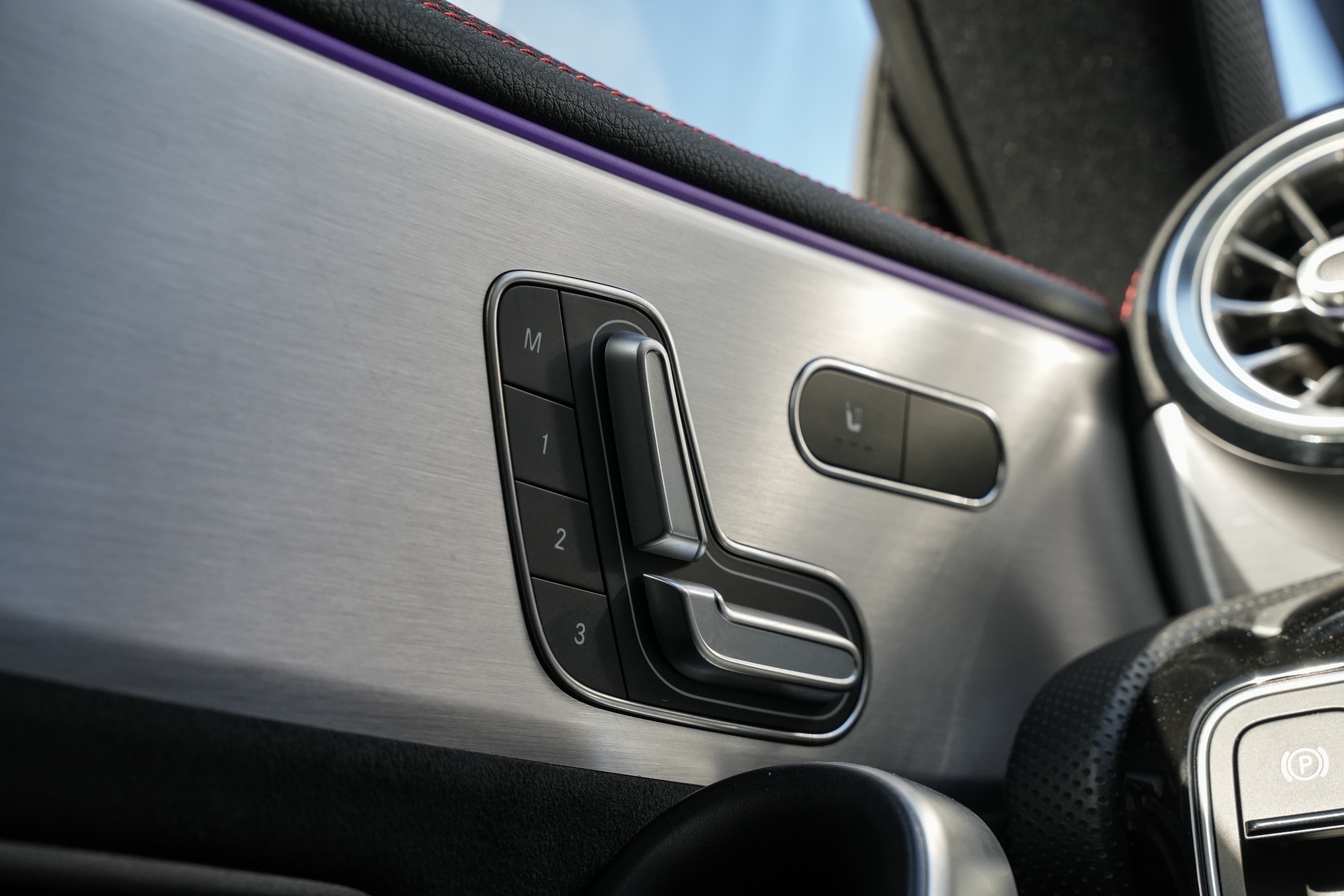 /ontarioqualitymotorsetobicoke/2020-Mercedes-Benz-CLA-Class-6247657882369271.jpg