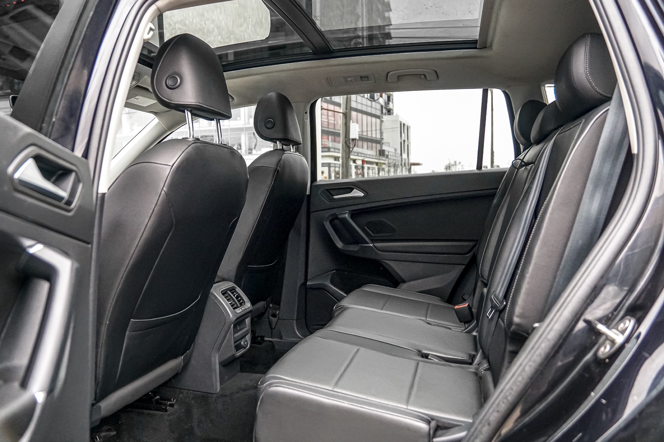 /ontarioqualitymotorsetobicoke/2020-Volkswagen-Tiguan-06166411944208594.jpg