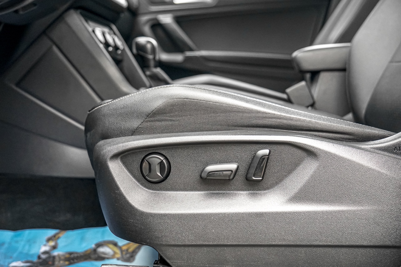 /ontarioqualitymotorsetobicoke/2020-Volkswagen-Tiguan-7795694344101582.jpg