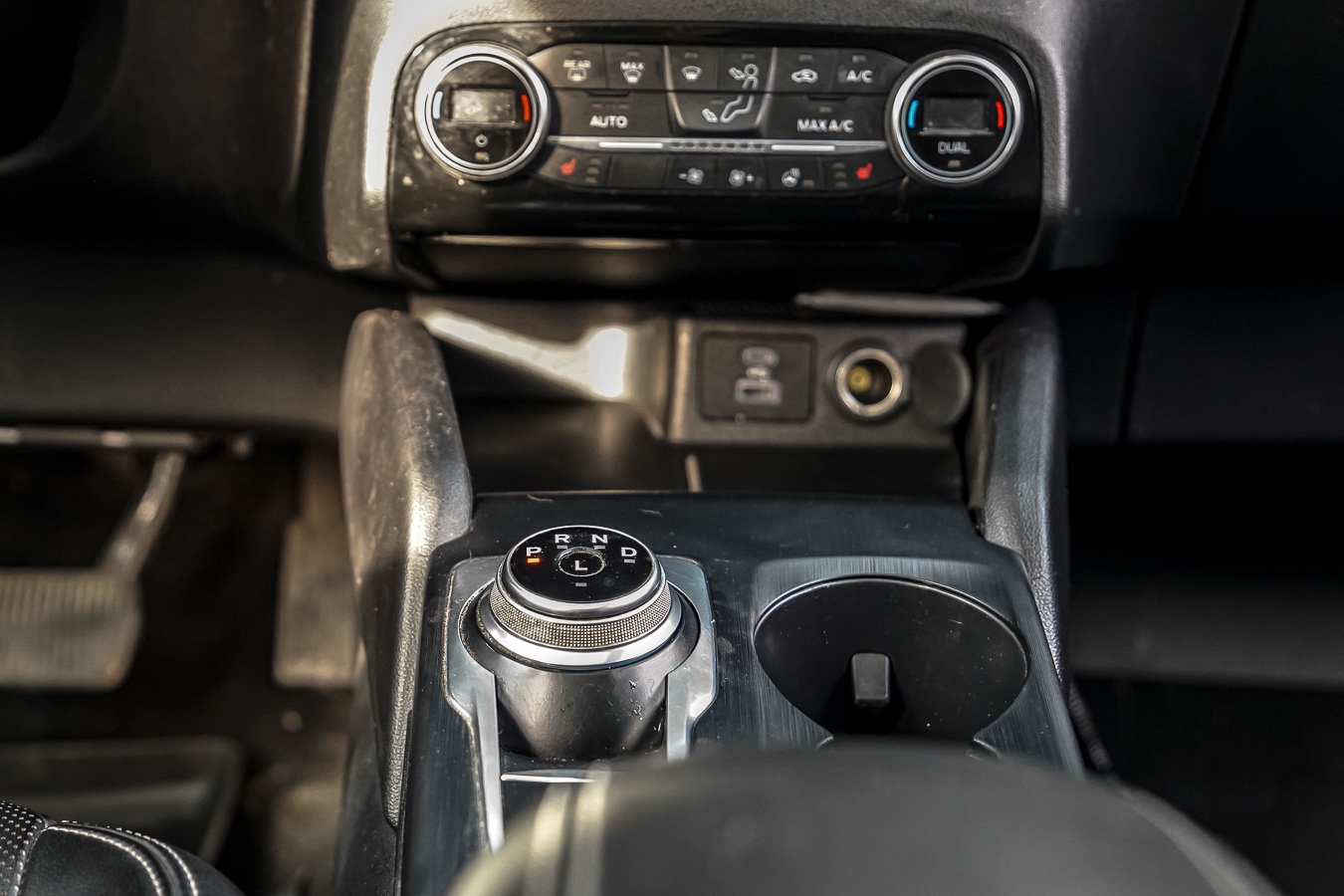 /ontarioqualitymotorsetobicoke/2021-Ford-Escape-7366853954970776.jpg