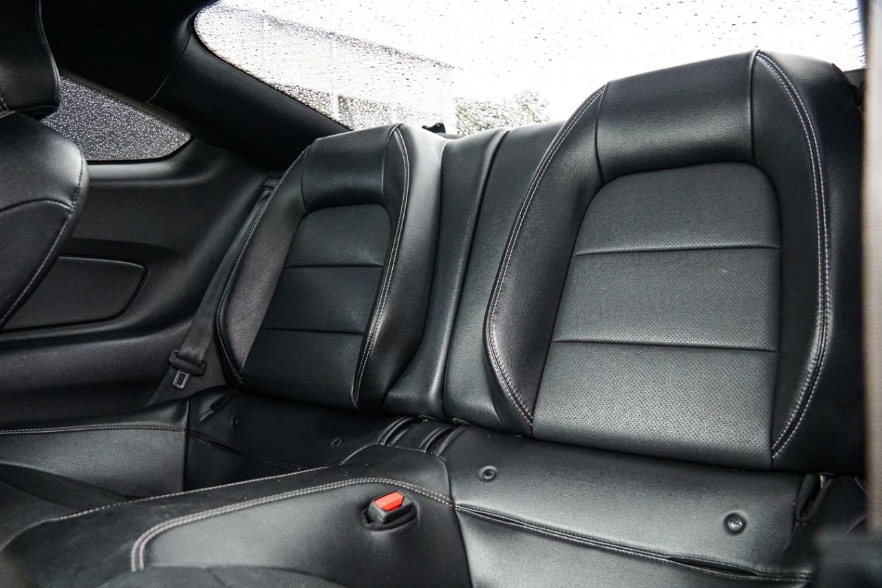 /ontarioqualitymotorsetobicoke/2021-Ford-Mustang-8919795465364948.jpg