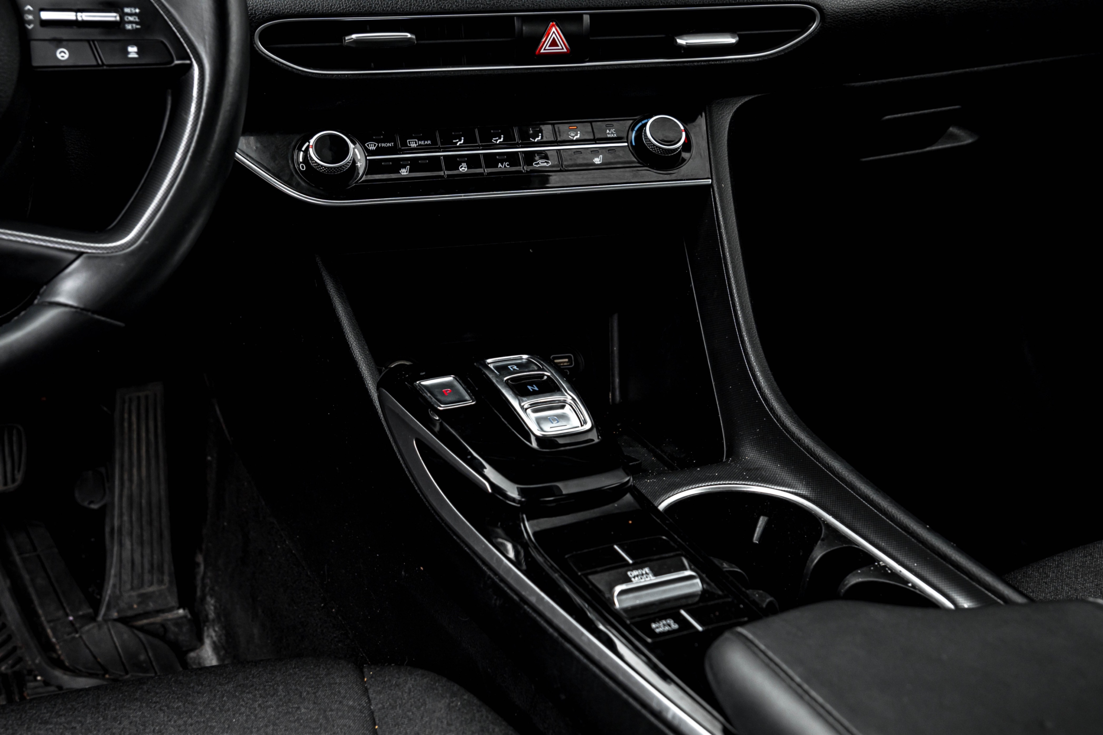 /ontarioqualitymotorsetobicoke/2021-Hyundai-Sonata-4049876685429985.jpg
