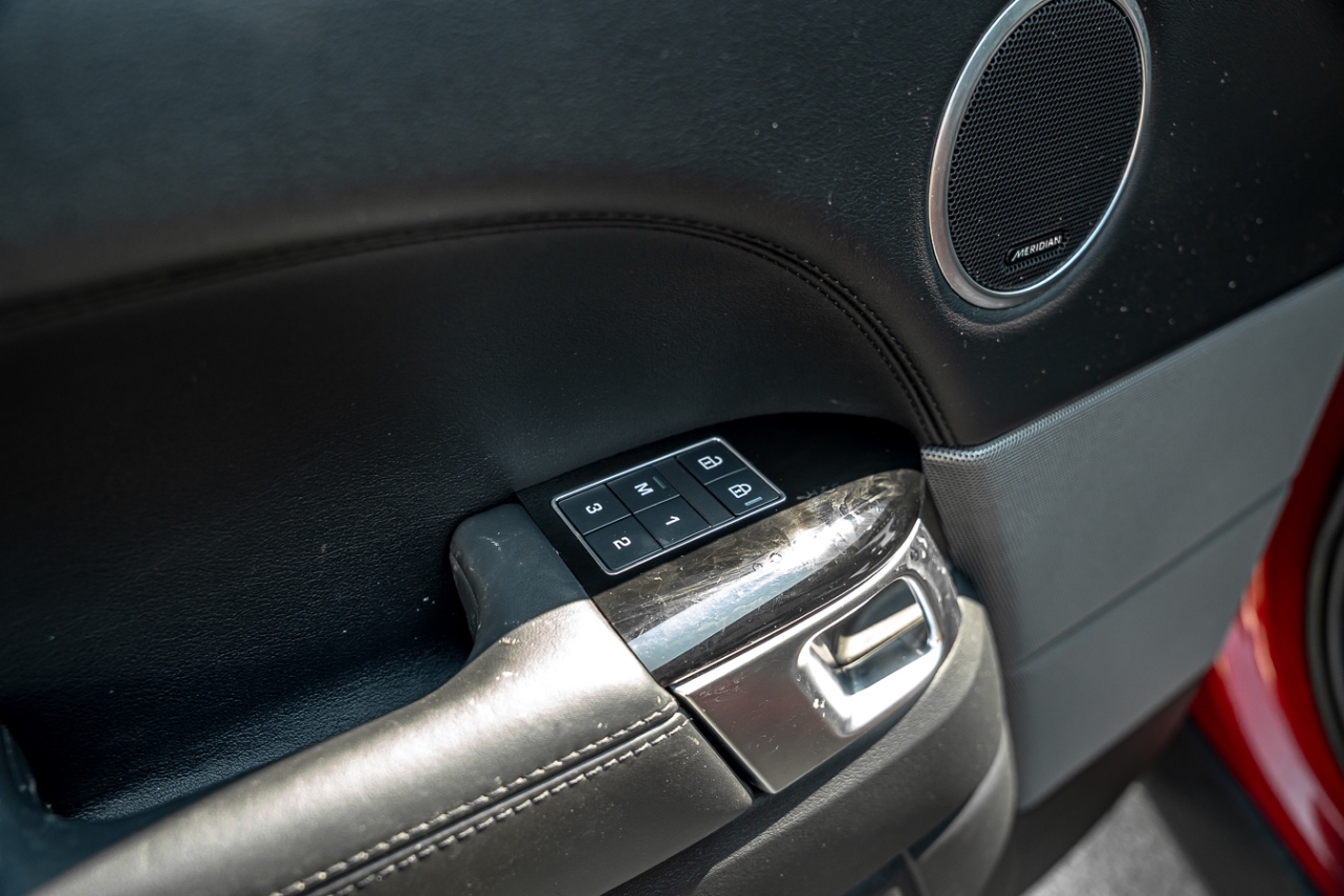 /ontarioqualitymotorsetobicoke/2021-LandRover-RangeRover-8919548236883992.jpg