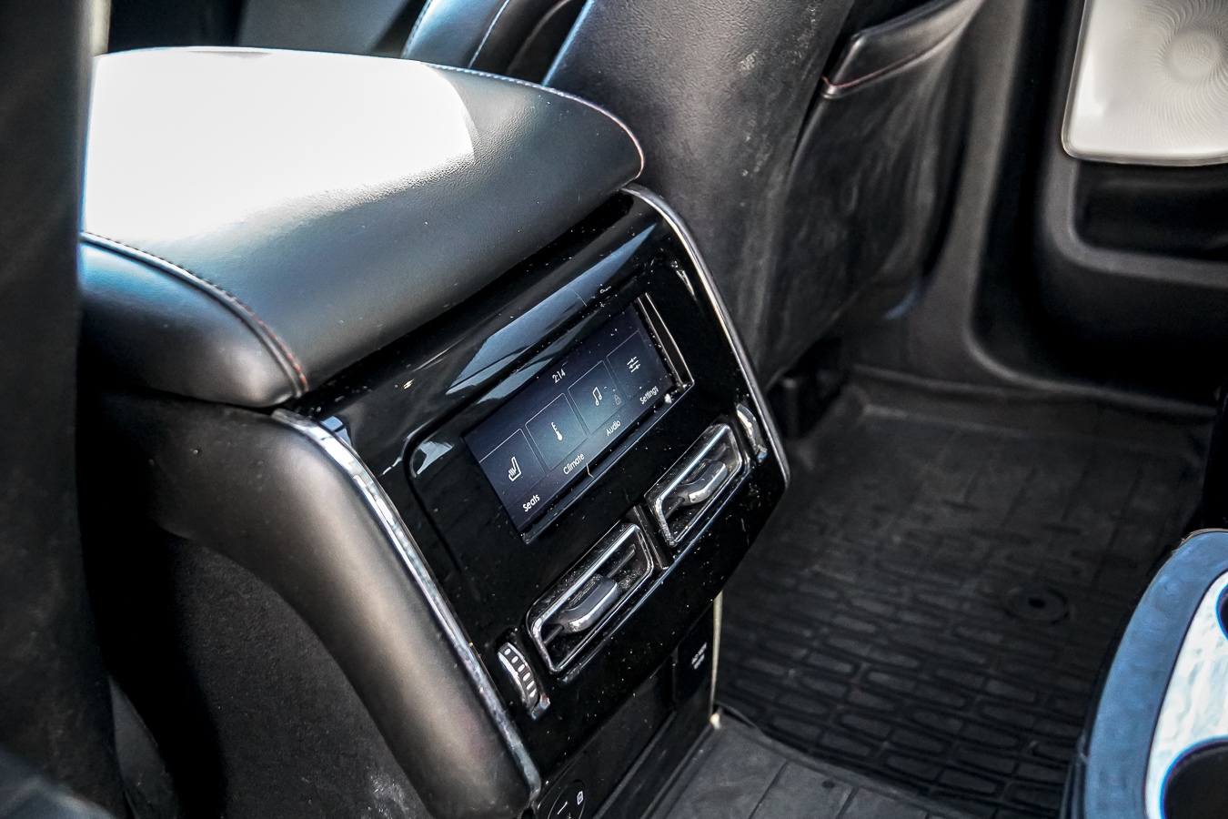 /ontarioqualitymotorsetobicoke/2021-Lincoln-Aviator-7669924034075999.jpg