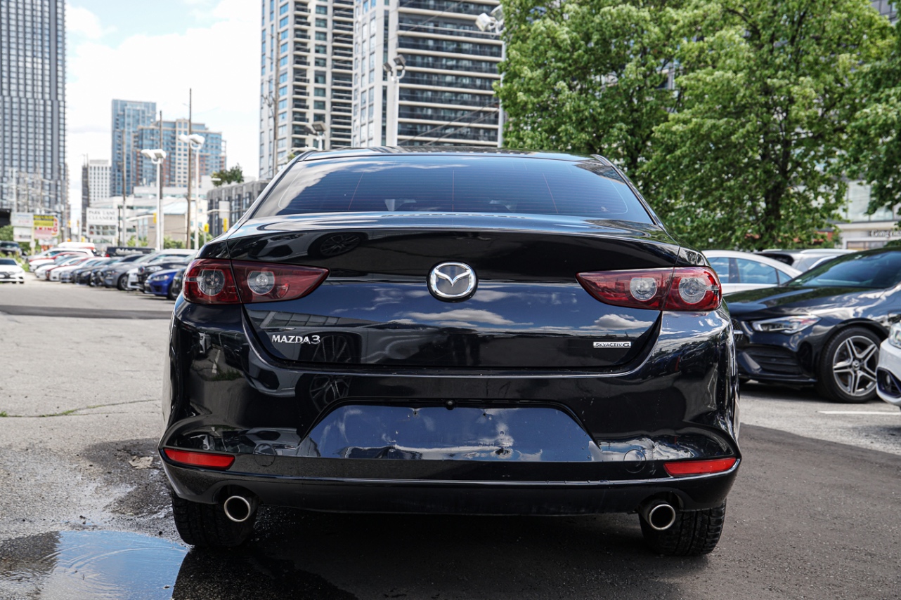 /ontarioqualitymotorsetobicoke/2021-Mazda-Mazda3-11081379947225556.jpg
