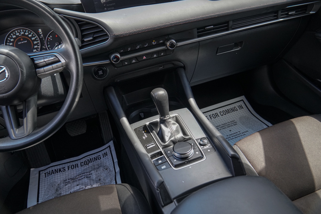 /ontarioqualitymotorsetobicoke/2021-Mazda-Mazda3-962899419437494.jpg