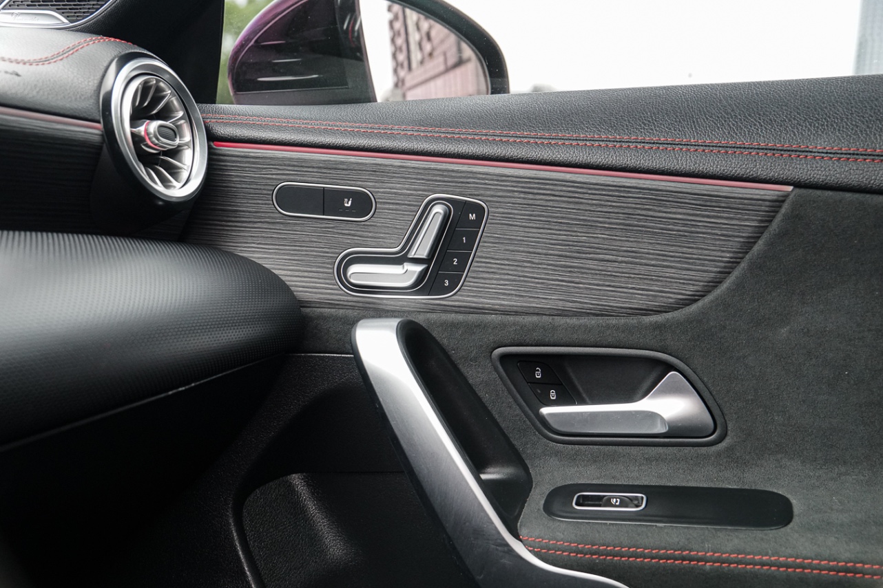 /ontarioqualitymotorsetobicoke/2021-Mercedes-Benz-CLA-Class-18830268207799805.jpg